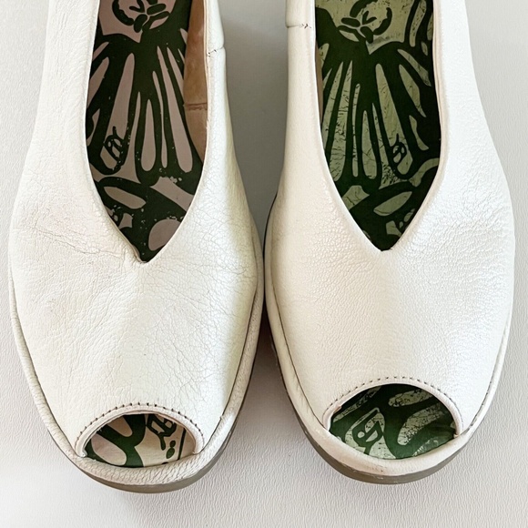 Fly London Peep Toe Wedge White Leather Slip On Shoes EU 37 / US 6.5-7 So Comfy! - Picture 11 of 12